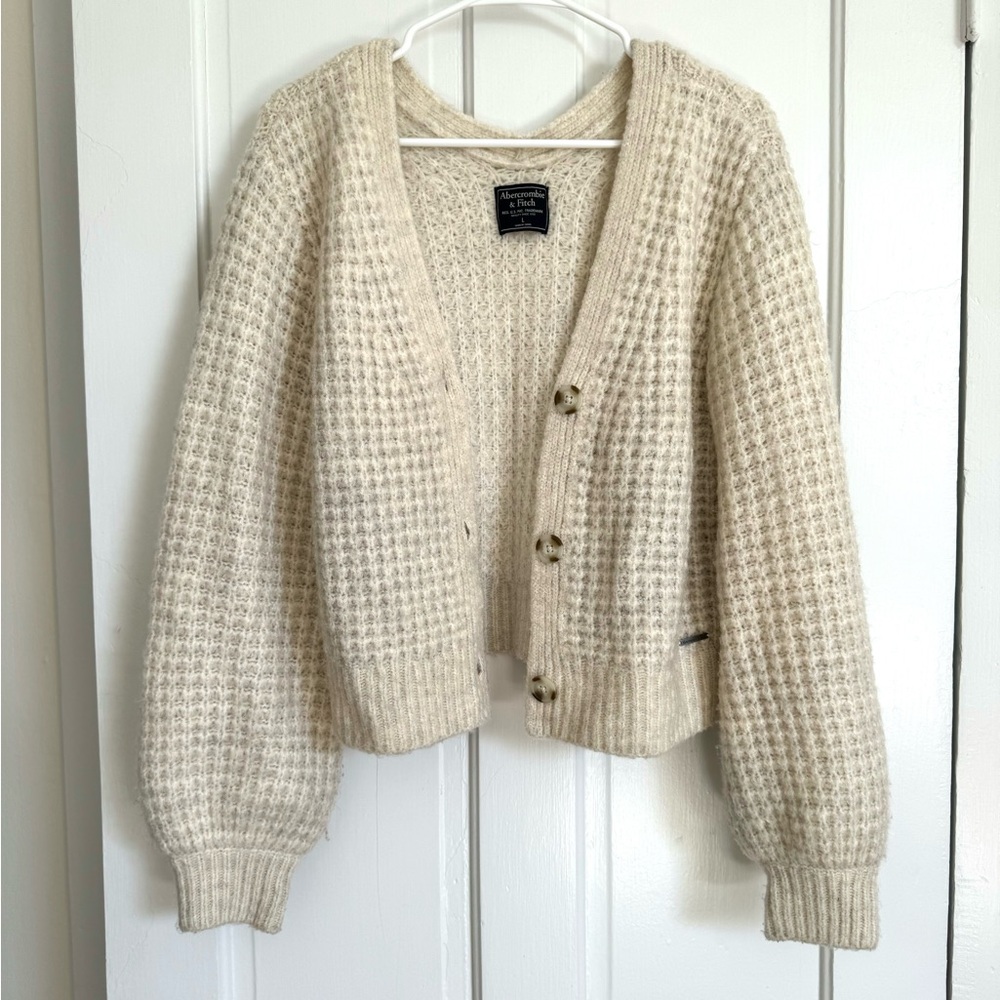 Abercrombie Knit Cardigan Oatmeal L